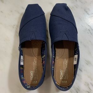 TOMS Navy Slip On Shoes NWOT